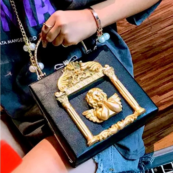 Angel wing purse - Picture 3 of 7